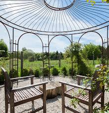 Amazon De Eleo Florenz Runder Rosenpavillon Mit Messingkugel O 3 7 M Oberflache Roh Edelrost In 2020 Rosenpavillon Gartengestaltung Garten Pavillon