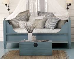 10 Dreamy Day Beds Town Country Living Daybed Design Traditional Bedroom Blue Rooms