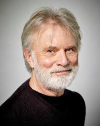 Diana Seaton's Instagram, Twitter & Facebook