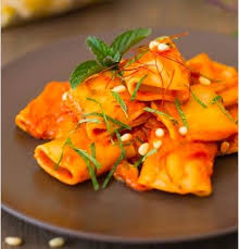 Paccheri Rezept Mit Frischen Tomaten Und Parmesan Blick Frische Tomaten Rezepte Rezepte Einfache Gerichte
