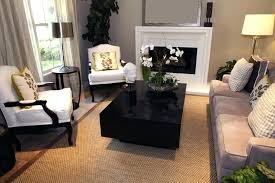 Die möbel in grau sehen in der regel sehr elegant und klassisch aus. Kleines Wohnzimmer Mit Kamin Dekoration Ideen Rectangle Living Room Livingroom Layout Cozy Living Rooms