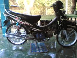 Cukup banyak koleksi yang bisa kamu dapatkan disini dari yang mulai motor mobil truk bus dan kendaraan lain tipe lama sampai yang terbaru. Modifikasi Motor Supra X 100 Kumpulan Modifikasi Motor Mobil 2019