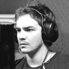 Chris Loranger's Instagram, Twitter & Facebook