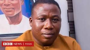 Pictures of the victims of these attacks are so gory are almost unbearable to post nor share on. Sunday Igboho How Di Popular Yoruba Activist And Im Supporters Show Face For Igangan Fulani Community Afta 7 Day Ultimatum Bbc News Pidgin