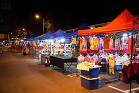 Ada satu pasar lagi bernama pasar abstrak yang tidak ada barang atau jasa yang diperjualbelikan, tapi ada modal atau uang yang digunakan sebagai komoditas. 2021 Updated Johor Bahru Jb Night Market Pasar Malam Mon To Sun