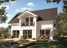S bietet mit einer integrierten einliegerwohnung viel raum für die familie. Lifestyle 18 02 S Einfamilienhaus Fertighaus Bauen Mit Massa Haus