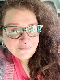 Hey friends. Reminder that I have a pa tree