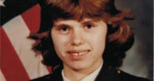 Lynn Bauman's Instagram, Twitter & Facebook