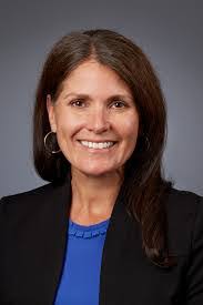 Lisa Allee's Instagram, Twitter & Facebook