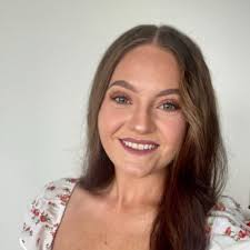 I feel so very fortunate to be awarded with the Employee of the Month  recognition globally for Grace Loves Lace, after only being with the  company for less than two months so