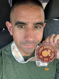 Happy Friday!!! 🤗 27 minutes of weights this morning. Felt pretty good.  Have an amazing day! 🌞 #imsoblessed #onedayatatime #strongereveryday  #earnednevergiven #fueledby6amrun #6amrun #6AMRunAmbassador  #runningisnotcancelled #zyiaactive ...