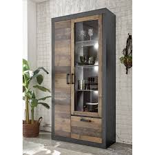 Schlankes möbel, aufwändig handgearbeitet aus massiver pinie. Vitrinenschrank Im Industrial Design Berlin 61 In Old Mix Dekor Mit Ma