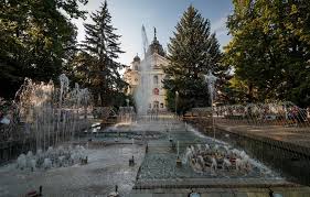 Sledujte aktuální vývoj počasí ve městě košice na radaru. Kosice Http Pocasie Pozri Sk Predpoved Pocasia Kosice Kosice Sidewalk