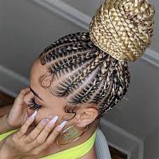 Get detailed tutorials, tips and tricks only at stylecraze, india's largest beauty 50 easy wedding hairstyles for little girls. 10 Iconic Natural Hairstyles We Still Love In 2020 Naturallycurly Com