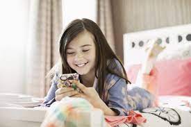 Discuss problems of teenage life, chat online and make new friends. 5 Fun Teenage Chat Rooms For Flirting Lovetoknow