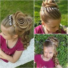 детские прически на выпускной в детском саду на длинные волосы Pricheska Dlya Detskogo Prazdnika Ukladka Vyushihsya Volos Cvety Devushki Pricheski Detskie Pricheski