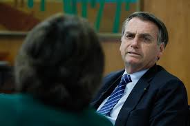 A jornalista mineira leda nagle entrevistou carlos bolsonaro no dia 12 de março de 2019, à tarde no rio, uma entrevista exclusiva antes de ir para seu trabalho na câmara dos vereadores. Bolsonaro Sobre Excludente De Ilicitude Vao Morrer Na Rua Igual Barata Exame