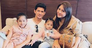 Iko uwais (born uwais qorny; Featured Img Anak Iko Uwais Nyata