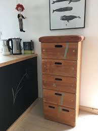 Aufrechte Turnkommode Von Stubenzier De Upcycling Mobel Sportraum Turnkasten