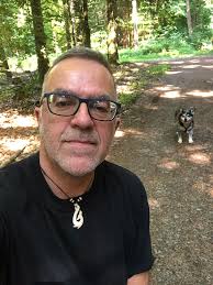 Looking for penpals from around the globe