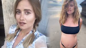 She is most well known for her single no fire and has 4.1 million views on youtube. Emma Smetana Notre Dame