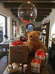 Birthday Surprise For Girlfriend Ideas Nice 40 Valentines Day Decor Idea With Balloon For Ornament Http Decoraiso Com Inde Birthday Surprise For Girlfriend Birthday Surprise Boyfriend Balloon Gift