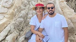 Ünlü oyuncu ezgi mola ile instagram hesabından yaptıkları paylaşımlarla adından söz ettiren enis arıkan'ın sosyal. Ezgi Mola Sevgilisini Korkutmaya Doyamadi Magazin Haberleri