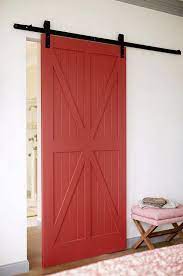 Dec 28, 2020 · from sharp shades of red to cool hues of blue, this list of the best front door colors includes paint options for the daring as well as the traditional. Porte Coloree Red Barn Door Interior Door Paint Colors Painted Interior Doors