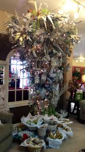 Pin By Jackie Hughes On Christmas Upside Down Christmas Tree Xmas Tree Christmas Tree Decorations