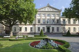 You want to study german in order to apply for a full time study for people who had to flee their home countries and want to study / continue their studies at university in germany. University Of Gottingen