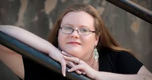 Literary Rambles: BETH REVIS INTERVIEW AND BOOK GIVEAWAY