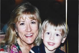 Maureen Casper's Instagram, Twitter & Facebook