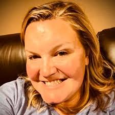 Kelly Chase (@MrsCoachChase)