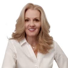 I'm excited to share that I'm expanding my portfolio to include online  education, academic technology and artificial intelligence in my new role  as: Interim Senior University Dean of Academic…