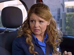 A Humble Carpool Is The Center Of The U K S New Blockbuster Sitcom Los Angeles Magazine Sian Gibson Photography Movies Movie Stars
