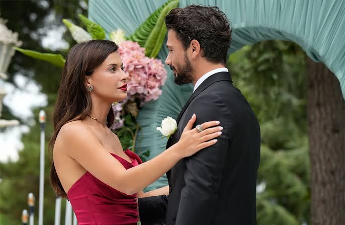 Това море ще прелее (Taşacak Bu Deniz) – Епизод 1 (БГ Субтитри) | Турски  сериал с професионален превод 🌊🔥📺 🔗 Натисни този линк за Канал 1: 👉  https://t.me/+m-KAiUqAEOdmNzA8 📌 Важно: Линковете за глед