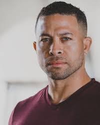 Rebecca Stoneking's Instagram, Twitter & Facebook