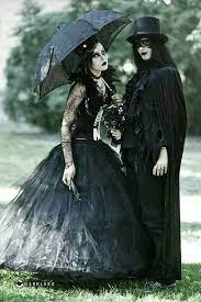Goth Romance | Gothic Outfits, Romantic Goth, Gothic People