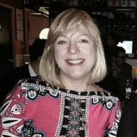 Julie Lanning's Instagram, Twitter & Facebook