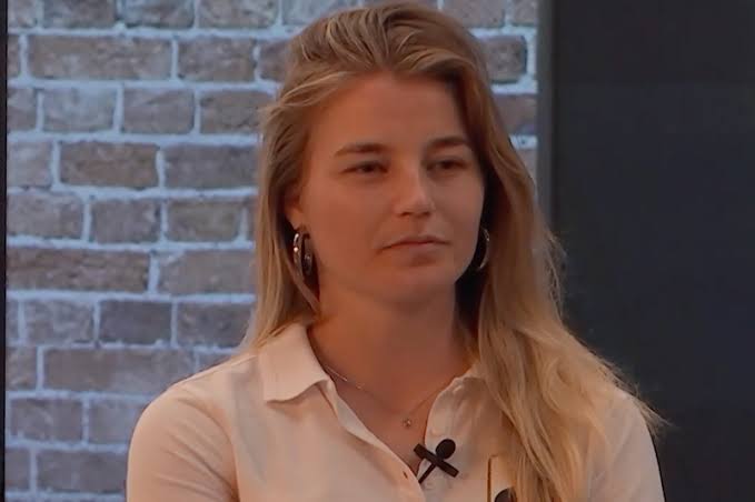 Opvallende theorie legt uit waarom Anouk écht mee deed aan De Bondgenoten -  LoveReality
