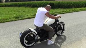 Honda Shadow Bobber 600 Custombike Video Honda Shadow Honda Honda Shadow Vt 600
