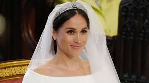 You can't mix two different things together and still get one or the. Biografi Meghan Markle Di Situs Kerajaan Sempat Membuat Fans Kecewa Kumparan Com