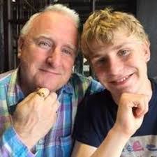 Christopher Batchelder's Instagram, Twitter & Facebook