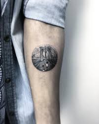 Next luxury / style, tattoos; Brooklynbridge Minimaltattoo Miniaturetattoos Tattoos Ink Inked Circletattoo Tinytattoo Detailt Circular Tattoo Designs Circular Tattoo Circle Tattoos