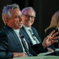 Robert F Kennedy Jr Globe 2020