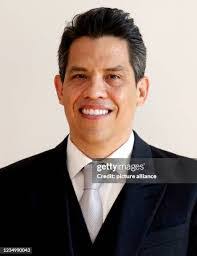 Jose Quiroga's Instagram, Twitter & Facebook