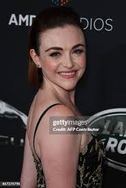 Cassandra Compton's Instagram, Twitter & Facebook