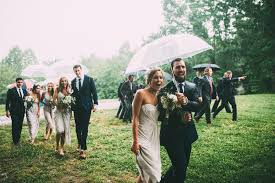 La pesadilla de toda novia es que llueva en la boda. Boda Lluviosa Novia Dichosa Blog De Bodas De Una Boda Original