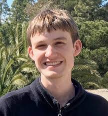 Andrew Vanderburg's Instagram, Twitter & Facebook