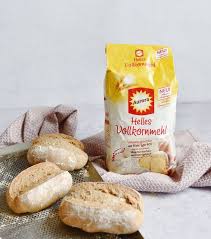 Sonntagsbrotchen Aus Reinem Vollkornmehl Vollkornmehl Lebensmittel Essen Sonntagsbrotchen